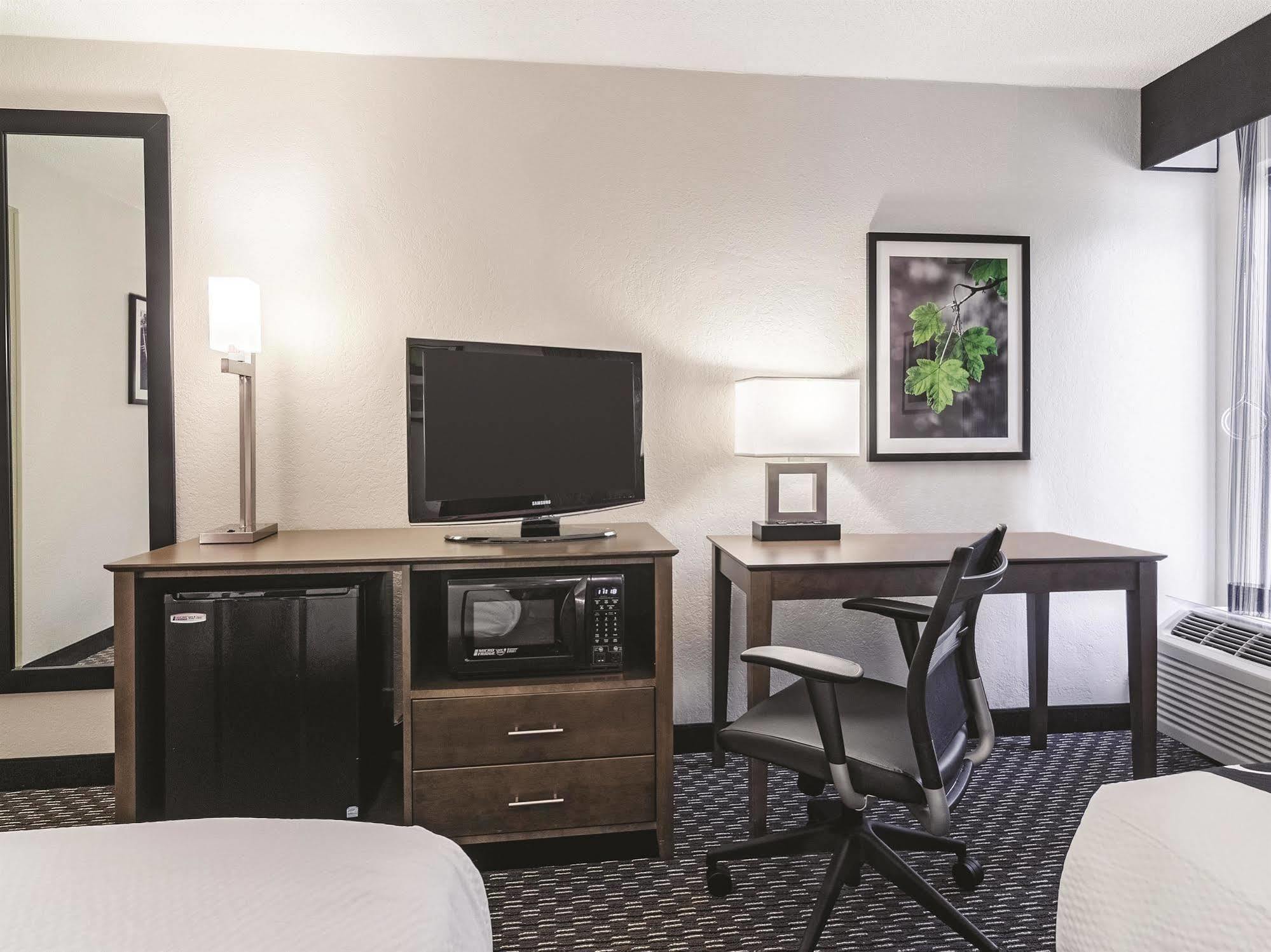 La Quinta By Wyndham Myrtle Beach - N. Kings Hwy Esterno foto
